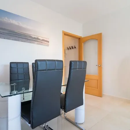 アパート En El Mirador De ネルハ